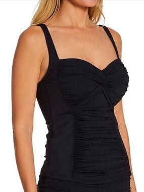 La Blanca Island Goddess Twist Halter Tankini Top